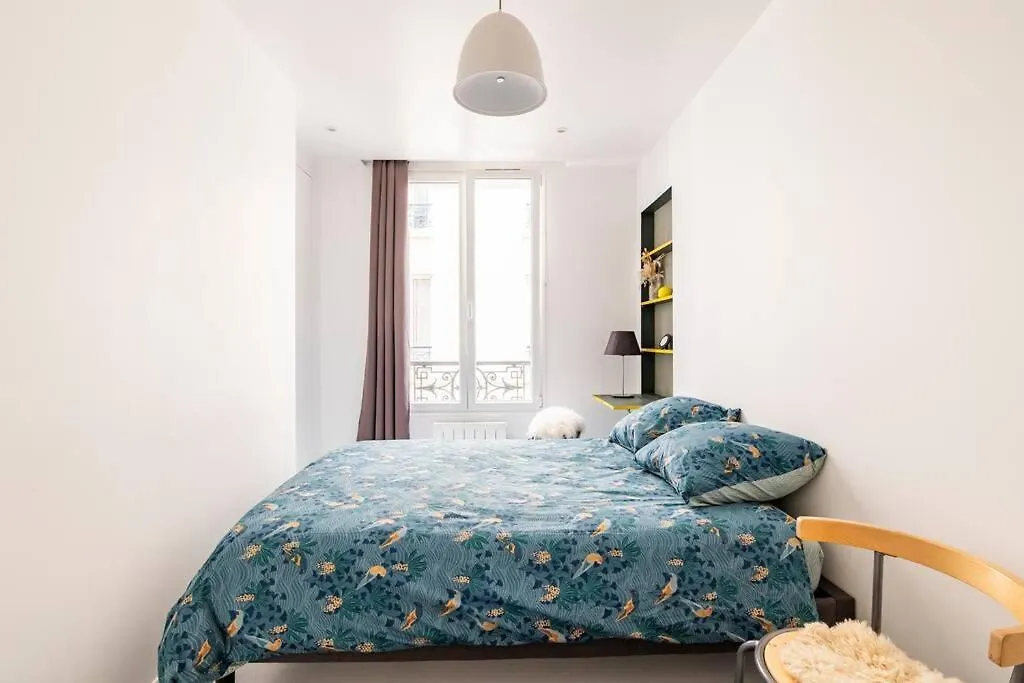 Apartment Charmant En Pierre, Ruelle Au Calme Paris
